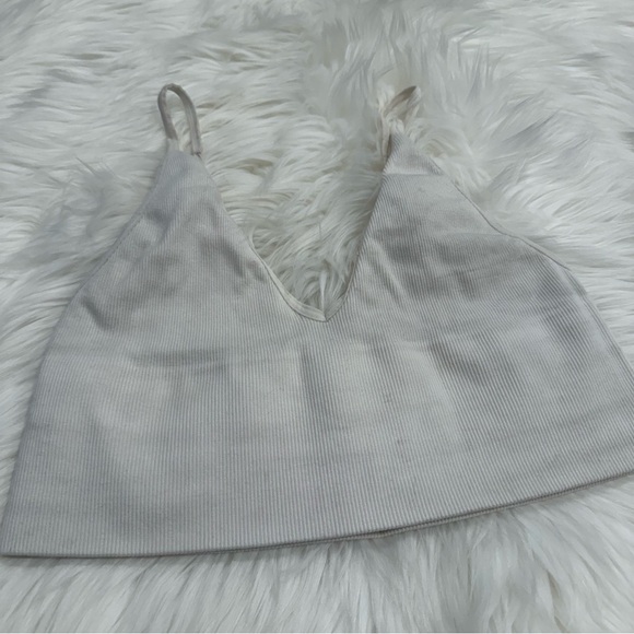 Free People Intimately Seamless Ribbed V Neck Crop Bra Tank Top White - Picture 2 of 15